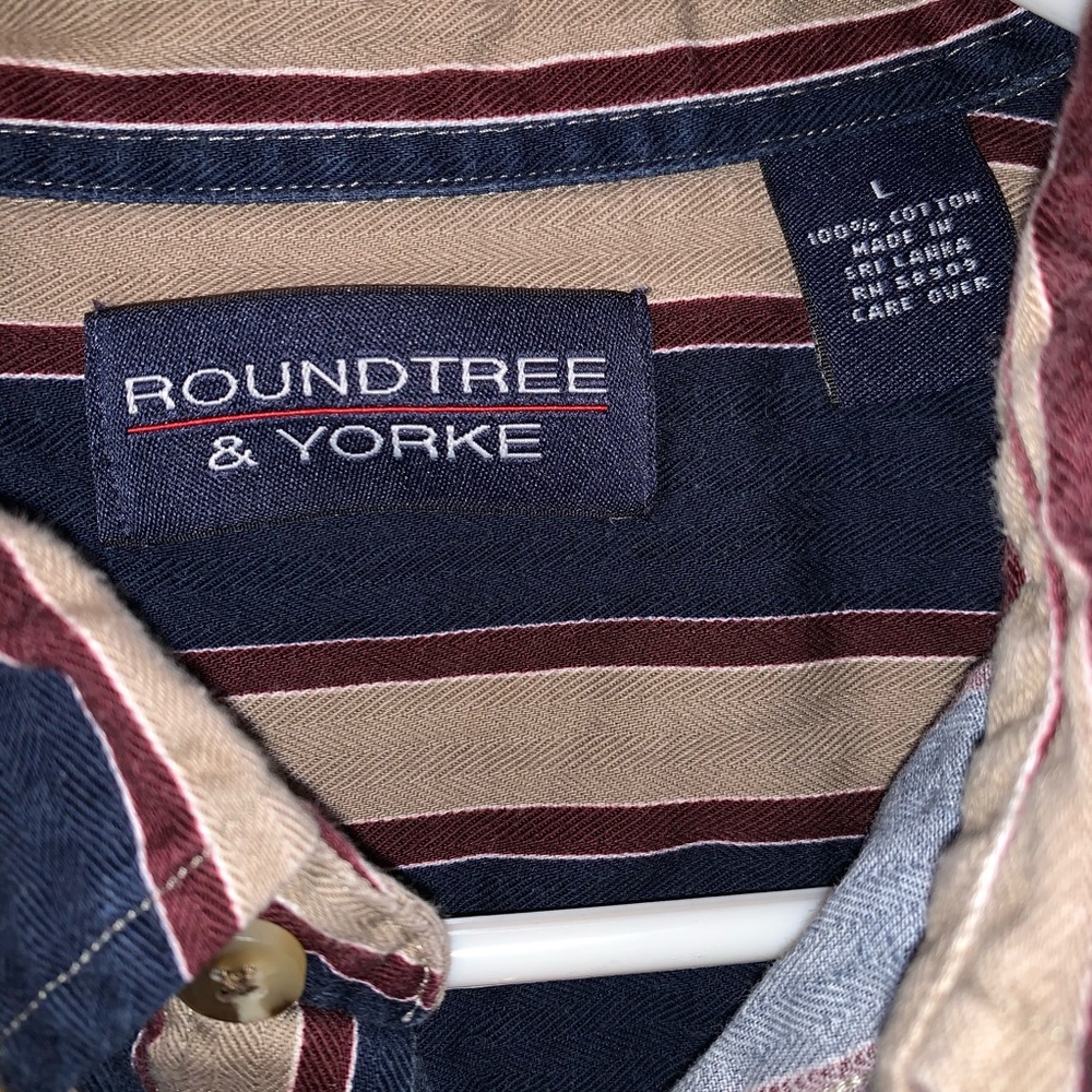Mens button down - Picture 2 of 3